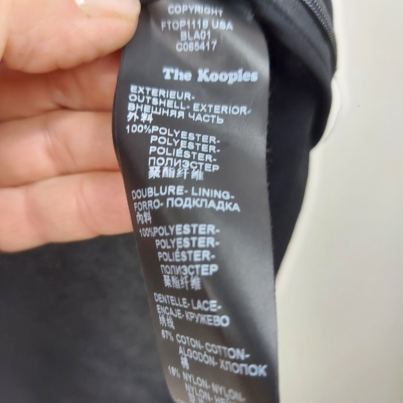 The Kooples Womens Top- Lace Crossover Black Short Sleeve Size 1 or Sz S - Picture 8 of 12